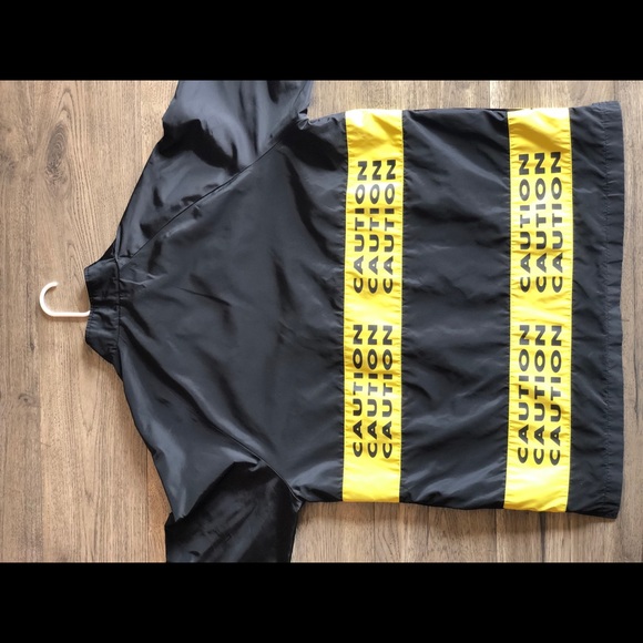 Men’s Windbreaker “Caution from F-21” - Picture 3 of 4